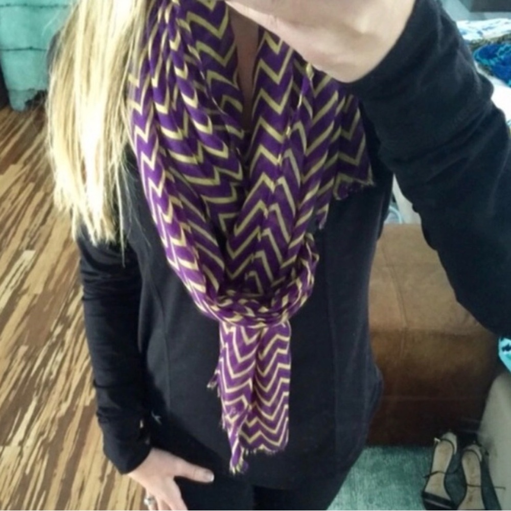 Tickled Pink Chevron Patterned Purple and Gold Scarf NWOT
